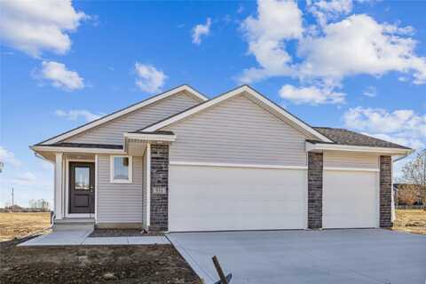 910 Willow Valley Drive, Norwalk, IA 50211