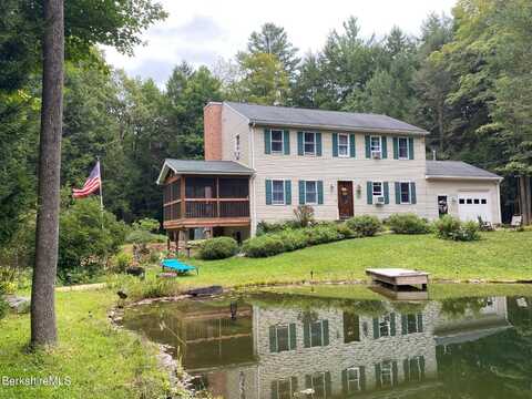 1196 Bancroft Rd, Becket, MA 01223