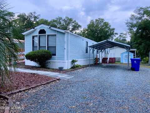 231 NE 67th Street, Oak Island, NC 28465