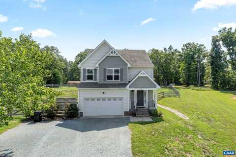 4 CARRIAGE HILL RD, PALMYRA, VA 22963