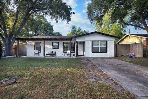 633 Hugh Street, Sinton, TX 78387