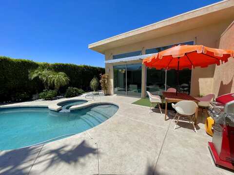 2706 Alexander Club Drive, Palm Springs, CA 92262