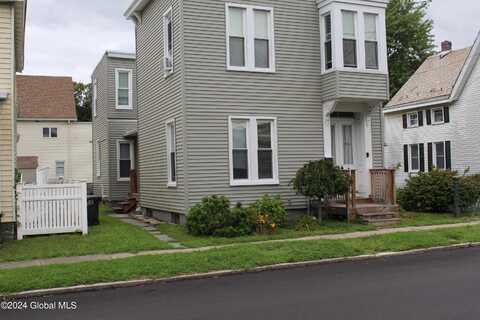 13 6th Street, Waterford, NY 12188