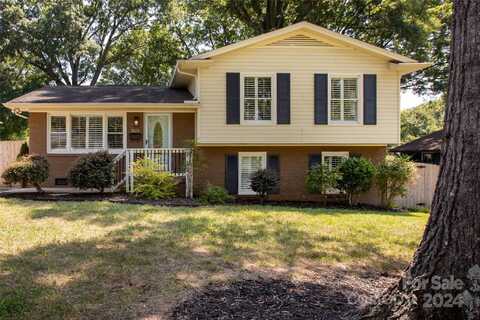 3828 Farmview Road, Charlotte, NC 28205