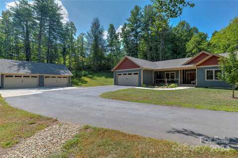 15 Moss Road, Weaverville, NC 28787