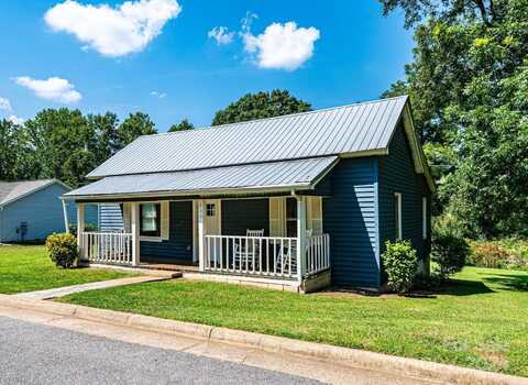 200 W 10th Street, Newton, NC 28658