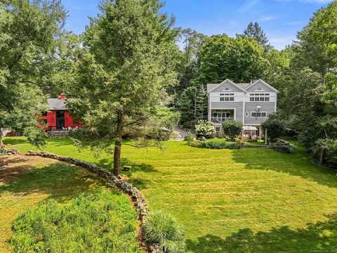 898 Cross Highway, Fairfield, CT 06824