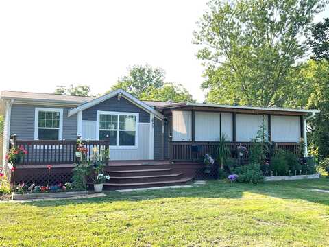 433 N 16th Street, Chariton, IA 50049