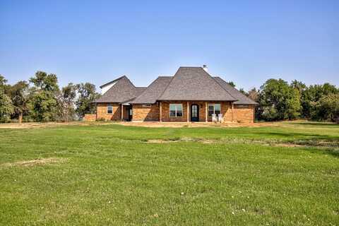 22173 County Road 920, Medford, OK 73759