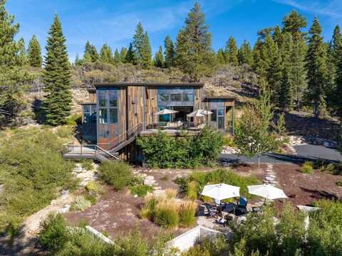 17281 Uxbridge Drive, Truckee, CA 96161