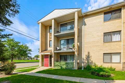 6332 Pershing Road, Berwyn, IL 60402