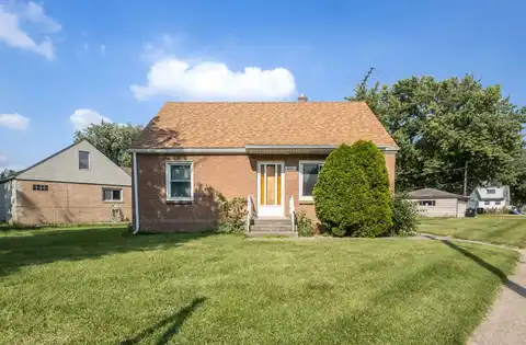 6831 S 79th Avenue, Bridgeview, IL 60455