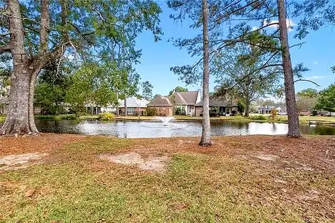 Pin Oak, HAMMOND, LA 70401