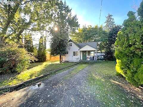 Knapp, EUGENE, OR 97404