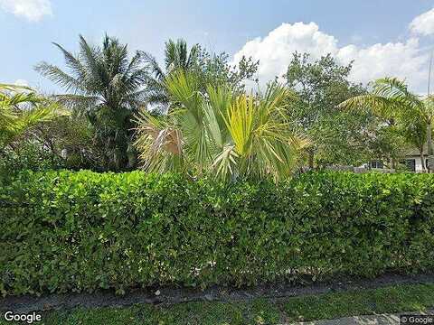 Palmway, Lake Worth, FL 33460