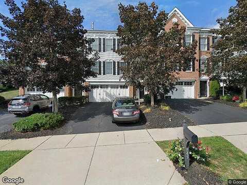 Montclair, CORAOPOLIS, PA 15108