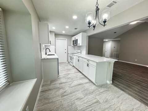 Towne Way, SUGAR LAND, TX 77498