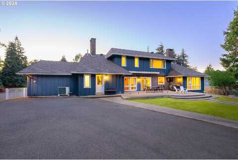 Thora Circle, WINCHESTER, OR 97495