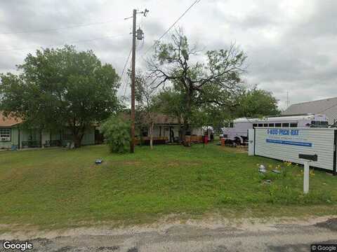 River Oaks, KINGSLAND, TX 78639