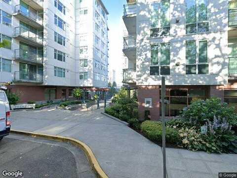 106Th, BELLEVUE, WA 98004