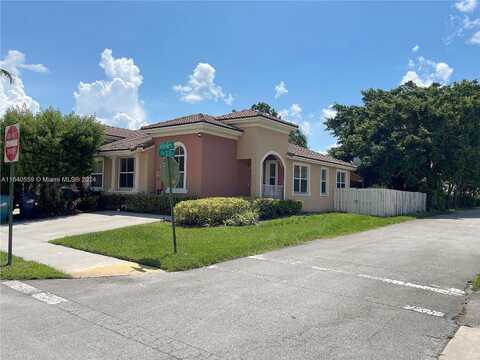 109Th, HOMESTEAD, FL 33032