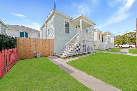 36Th, GALVESTON, TX 77550