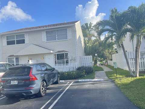 15Th, POMPANO BEACH, FL 33062