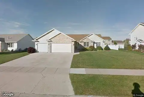 Lone Oak Dr, Oshkosh, WI 54901