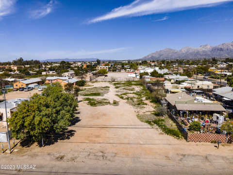 Navajo, TUCSON, AZ 85705