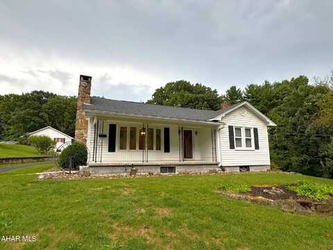 2782 W Mattie Road, Everett, PA 15537