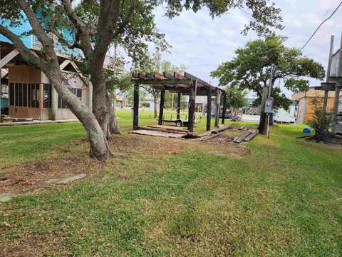 158 IRIS LN, Grand Isle, LA 70358