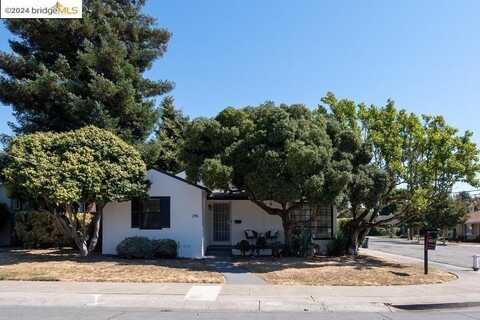 295 Bowling Green St, San Leandro, CA 94577