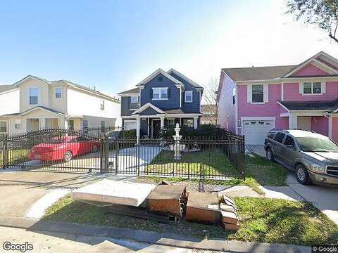 Victoria Chase, HOUSTON, TX 77075