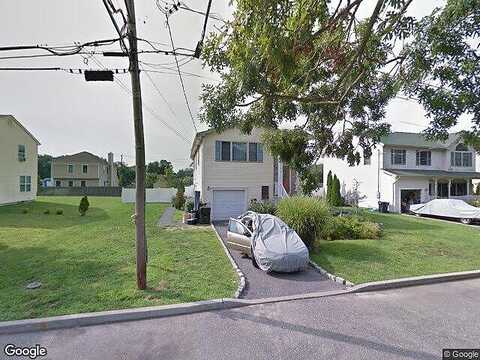 Herbert, ISLIP, NY 11751