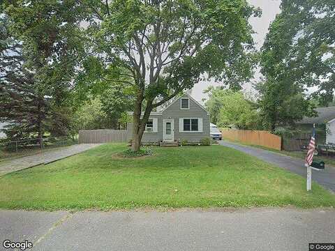 Amityville, ISLIP TERRACE, NY 11752