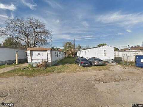 Cora St Trlr 89, HOUSTON, TX 77088