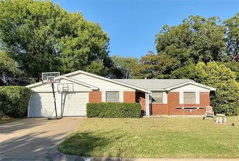 Jayellen, BURLESON, TX 76028