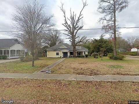 Julia, RAYVILLE, LA 71269