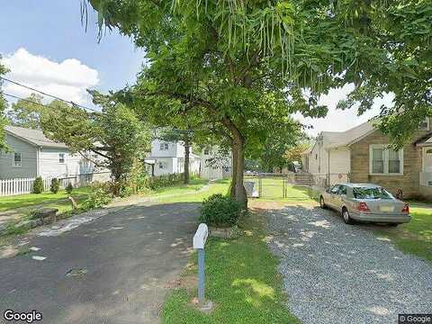 Crescent Ave, TOTOWA, NJ 07512