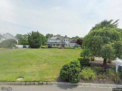 Deepwells, SAINT JAMES, NY 11780