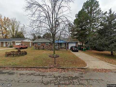 Ritter Circle, SPRINGDALE, AR 72764