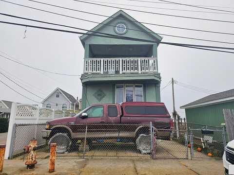 Van Brunt, BROAD CHANNEL, NY 11693