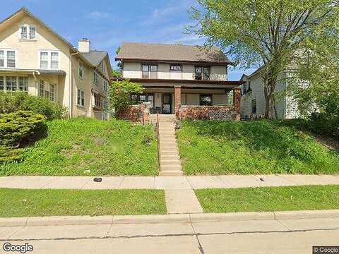 Kinzie, RACINE, WI 53405