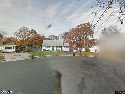 Ira, AMITYVILLE, NY 11701