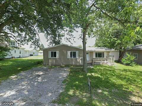 4Th North, MOUNT OLIVE, IL 62069