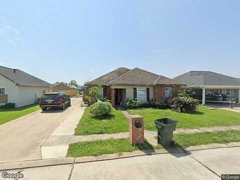 Daralyn, HOUMA, LA 70363