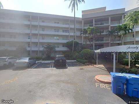 Oaks Clubhouse, POMPANO BEACH, FL 33069