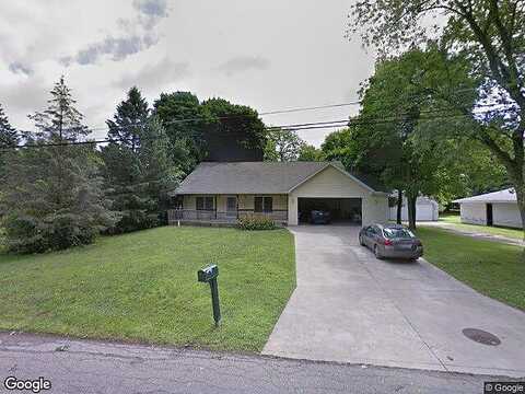 West, HILLSDALE, MI 49242