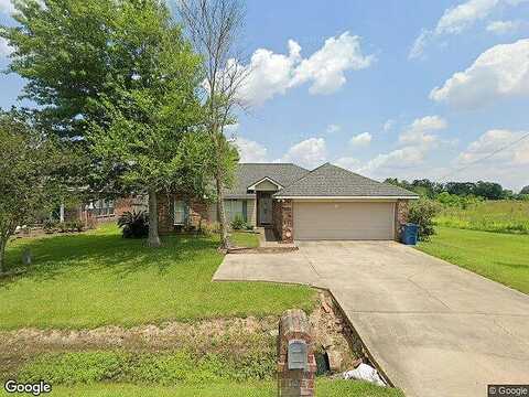 Chemin Metairie, YOUNGSVILLE, LA 70592