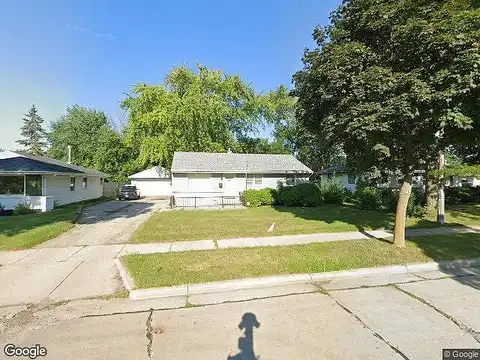 104Th, MILWAUKEE, WI 53225